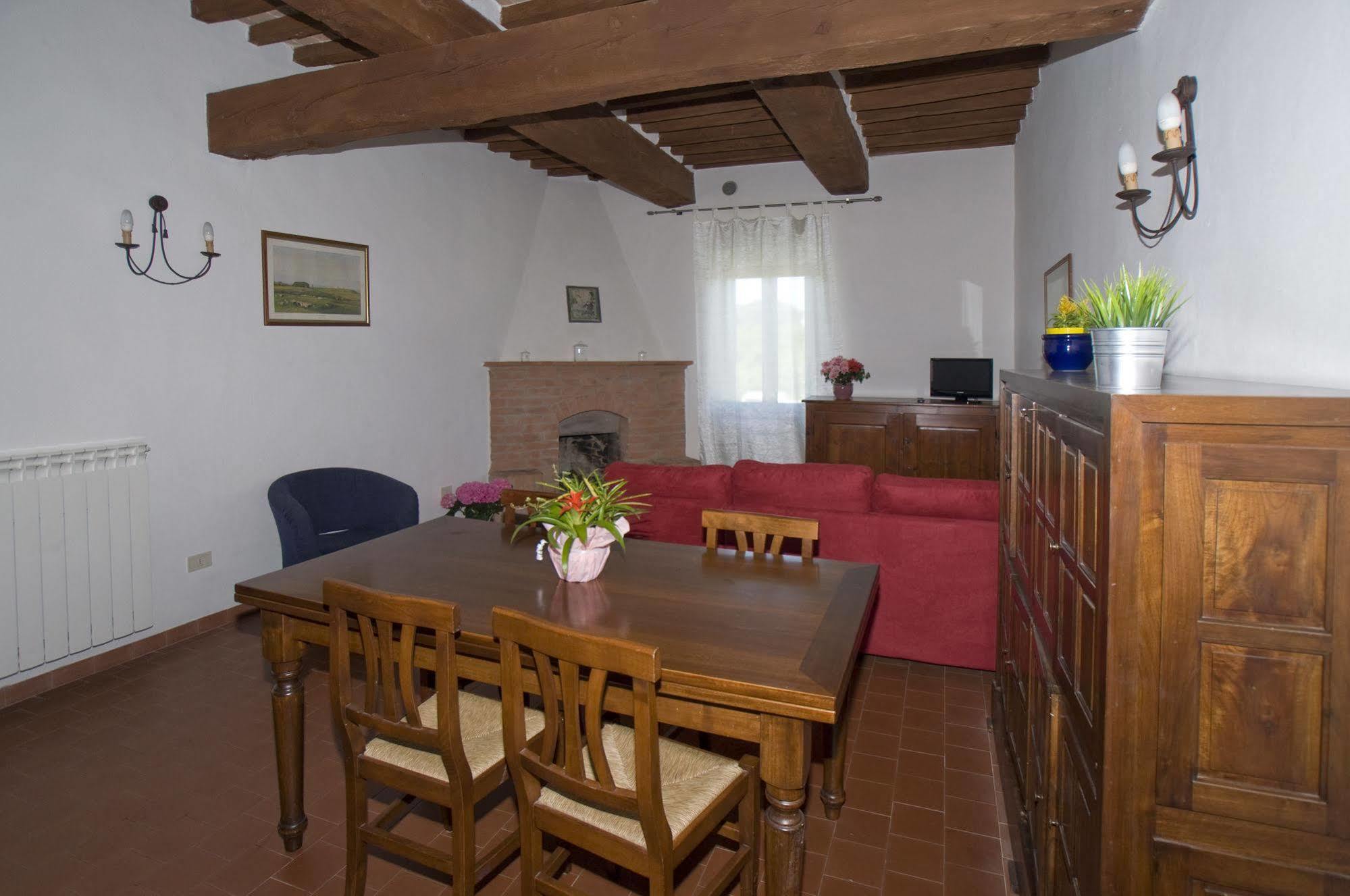Razza Del Casalone Guest House โกรเซตโต ภายนอก รูปภาพ