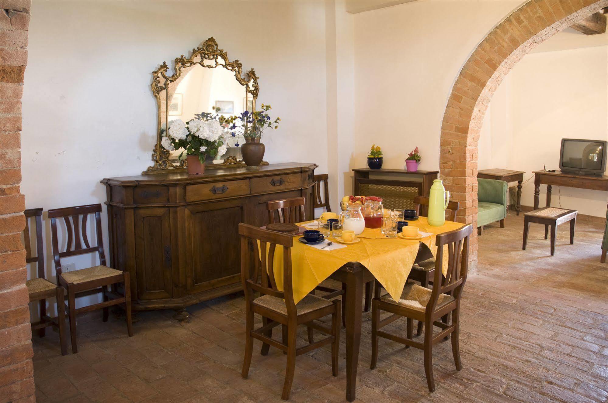 Razza Del Casalone Guest House โกรเซตโต ภายนอก รูปภาพ